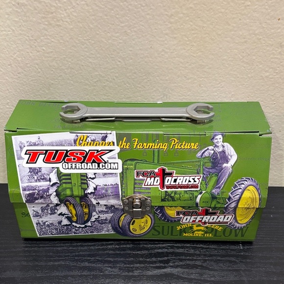 John Deere Other - John Deere Green Offroad Tractor Tin box